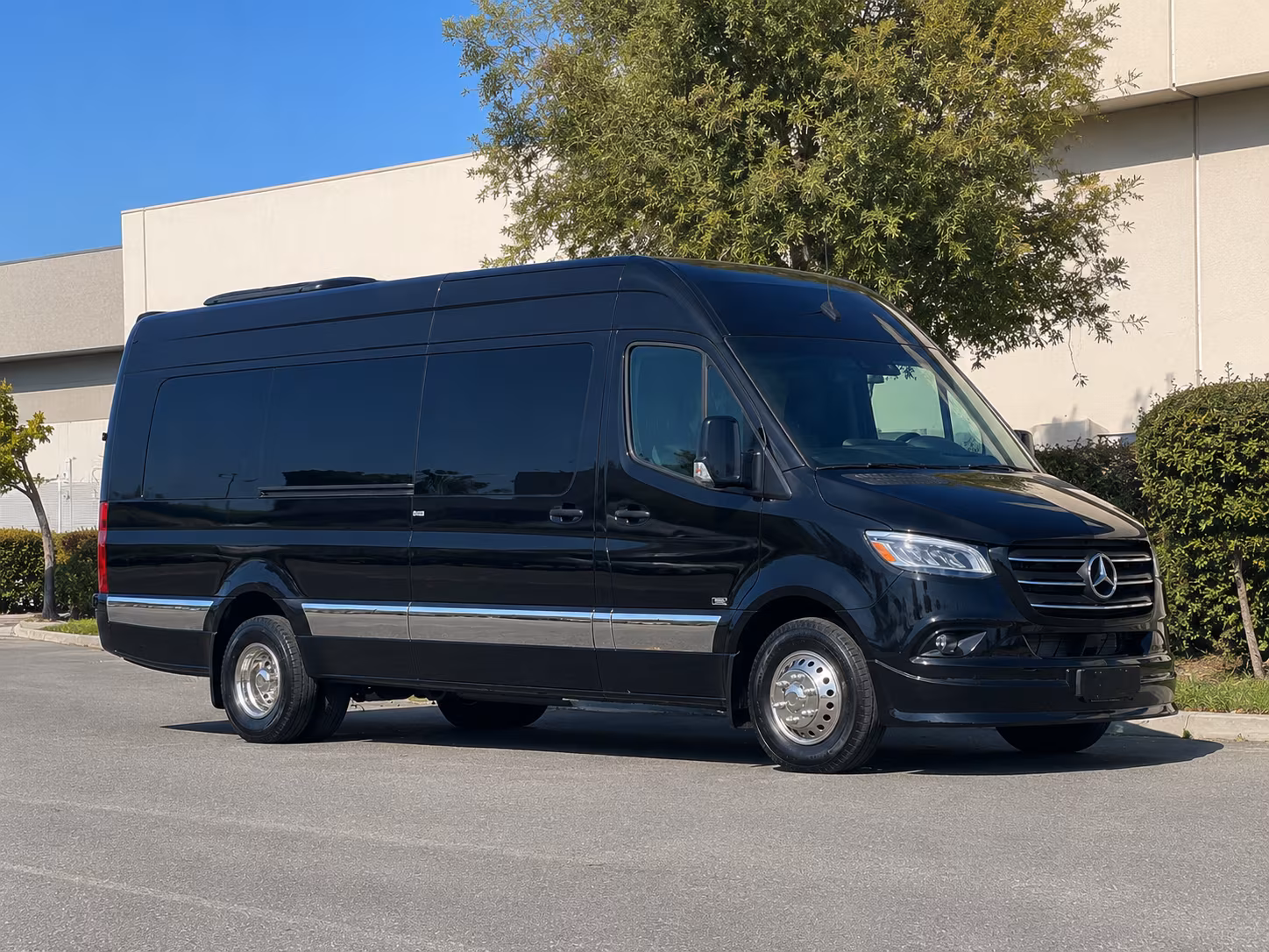 Oklahoma City Airport Shuttle & Transportation party bus exterior