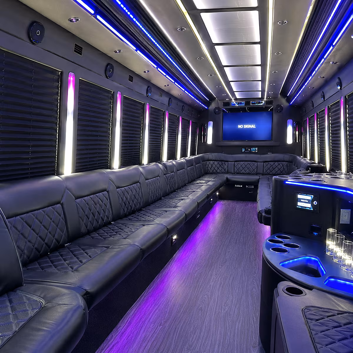 Oklahoma City Birthday, Sweet 16, & Quinceañera Transportation party bus interior