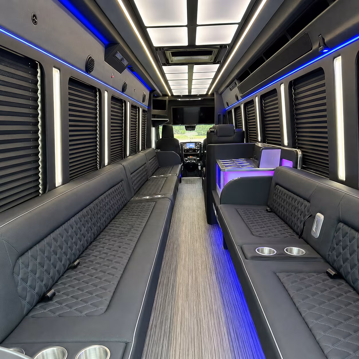 Oklahoma City Birthday, Sweet 16, & Quinceañera Transportation party bus interior